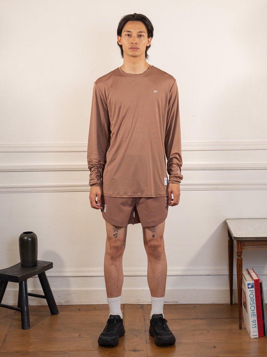 BioPerf - T-Shirt ML - Terracotta - ACT Running - vue portée en pied