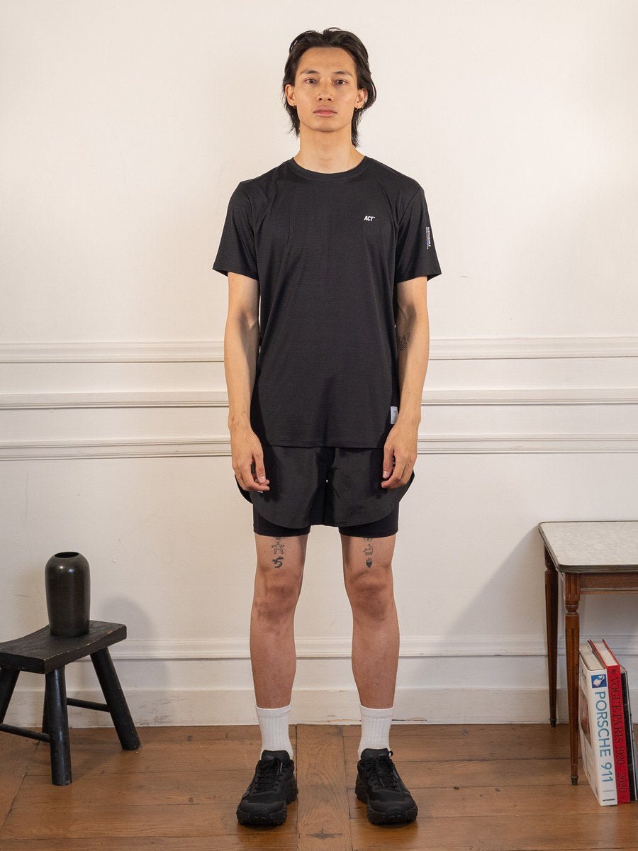 BioPerf - T-Shirt - Noir - ACT Running - vue portée en pied
