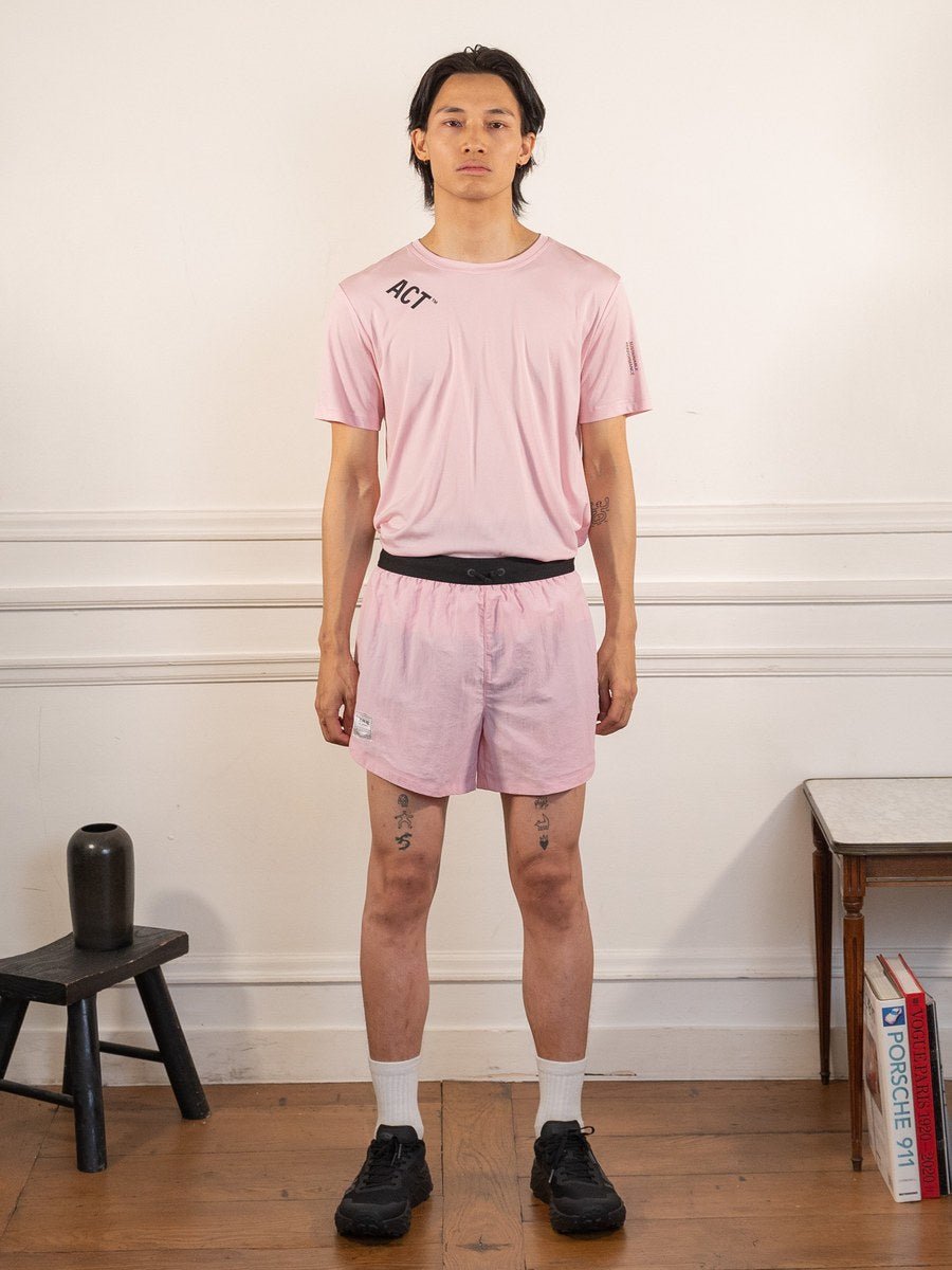ShellLight - Short - Rose - ACT Running - vue portée en pied