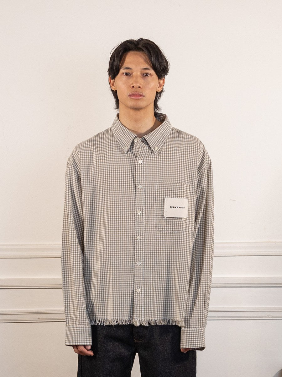 Distressed Farmer's Shirt LS - Olive Green - Bram's Fruit - vue de face portée