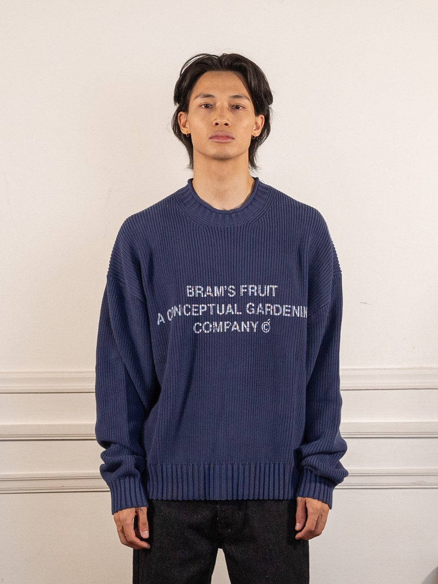 Stamp Knit - Navy - Bram's Fruit - vue de face portée