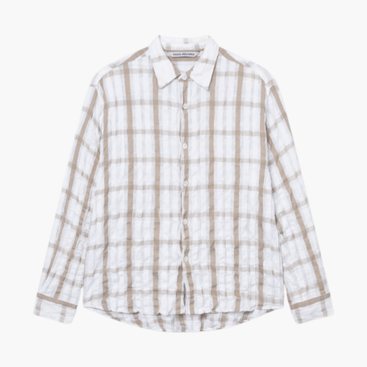 Détails finitions boutons en nacre véritable sur chemise sable concept store indépendant Rennes Bretagne