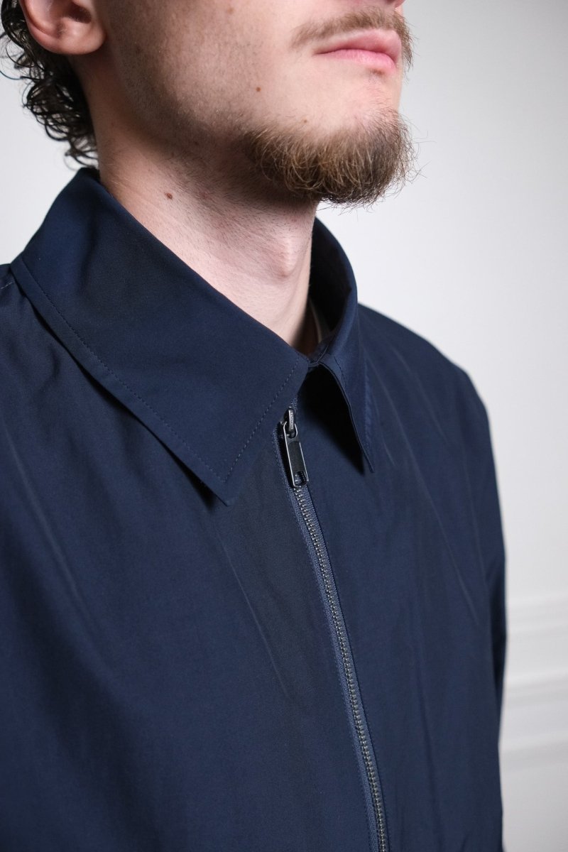 détail col chemise et poches blouson seventies baracuta g18 navy