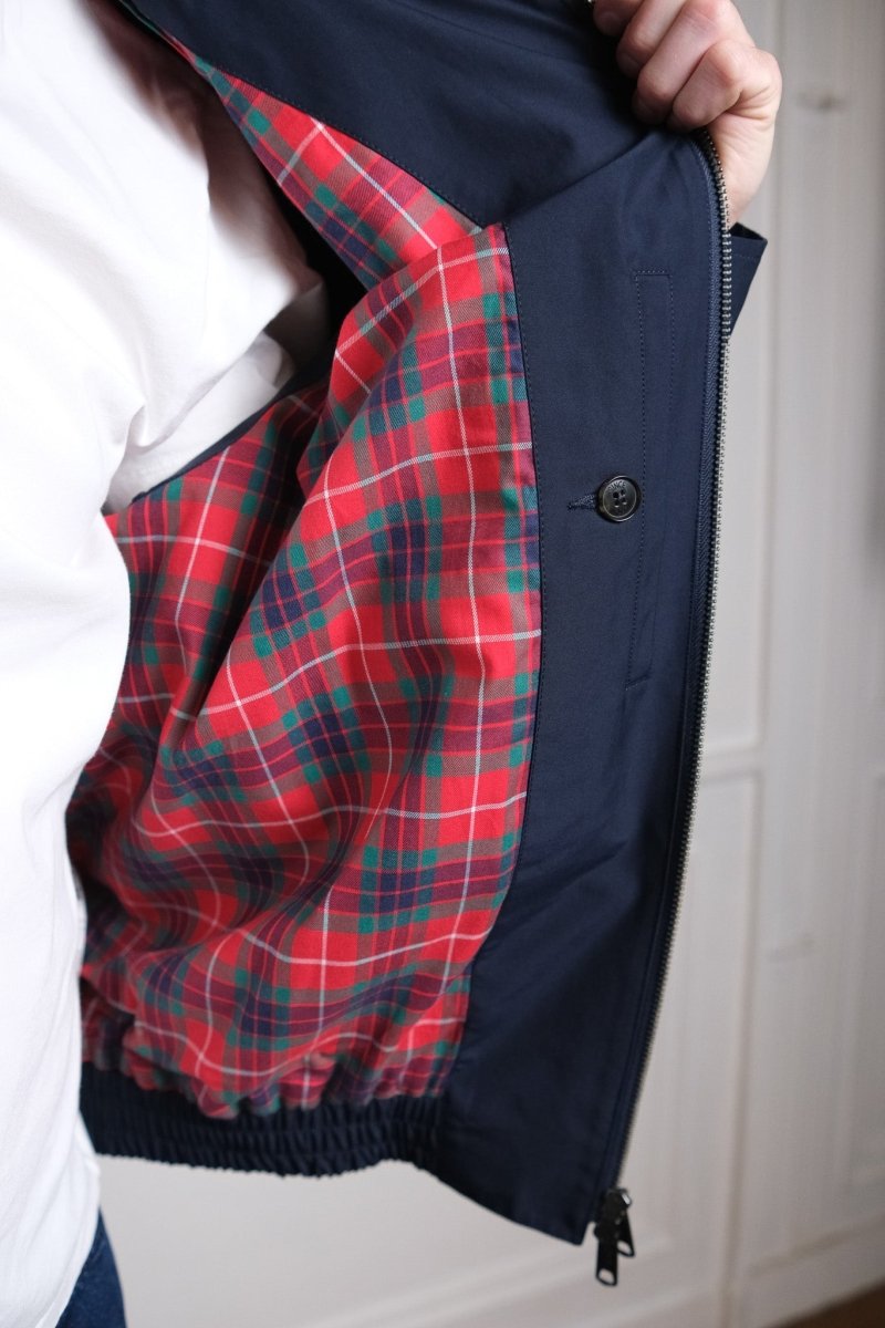 détail col chemise et poches blouson seventies baracuta g18 navy5