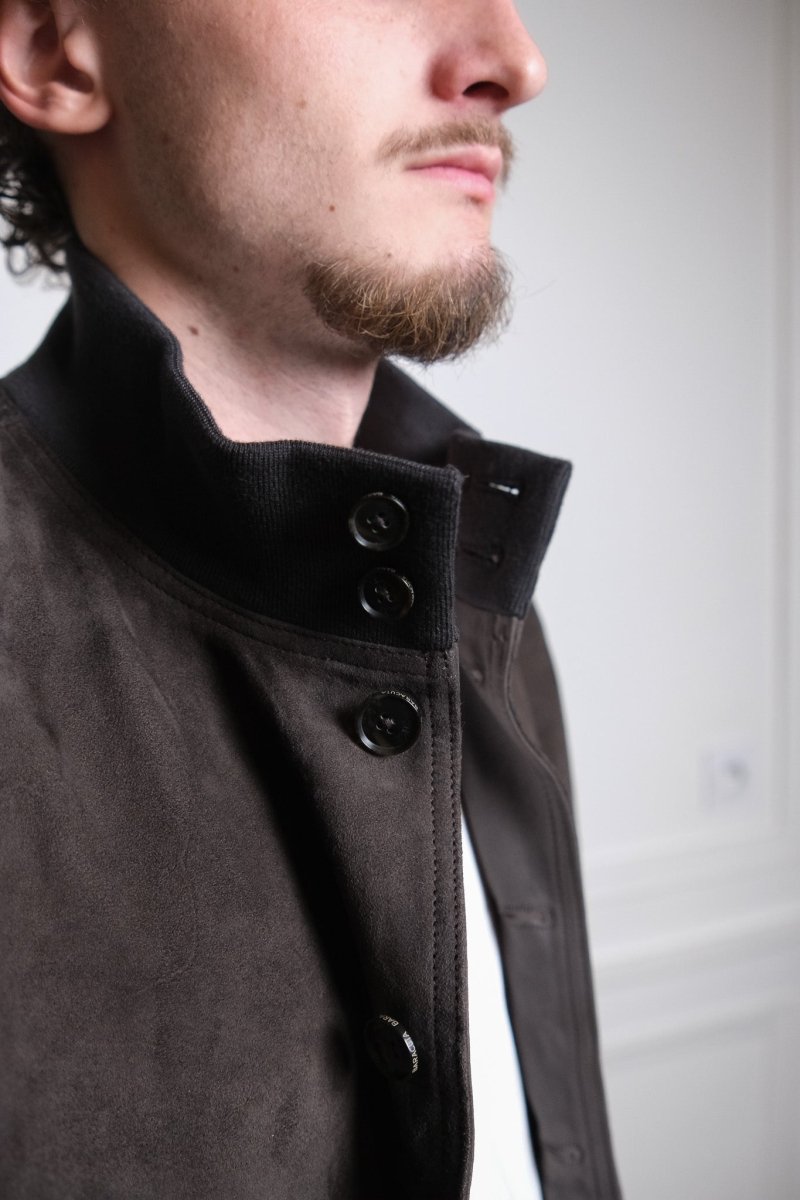 détail col dog ear côtelé et daim pleine fleur baracuta suede blouson december sky3 — photo 5