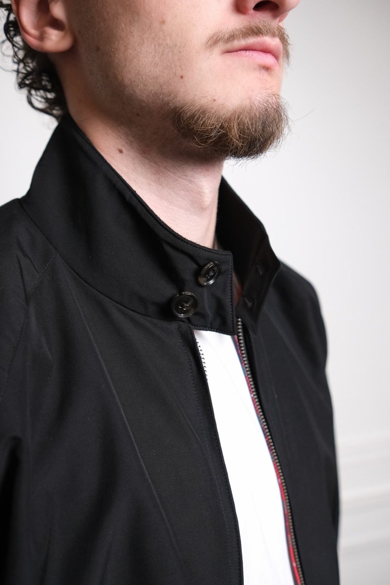 détail col dog ear double boutonnage et doublure fraser tartan baracuta g9 black2