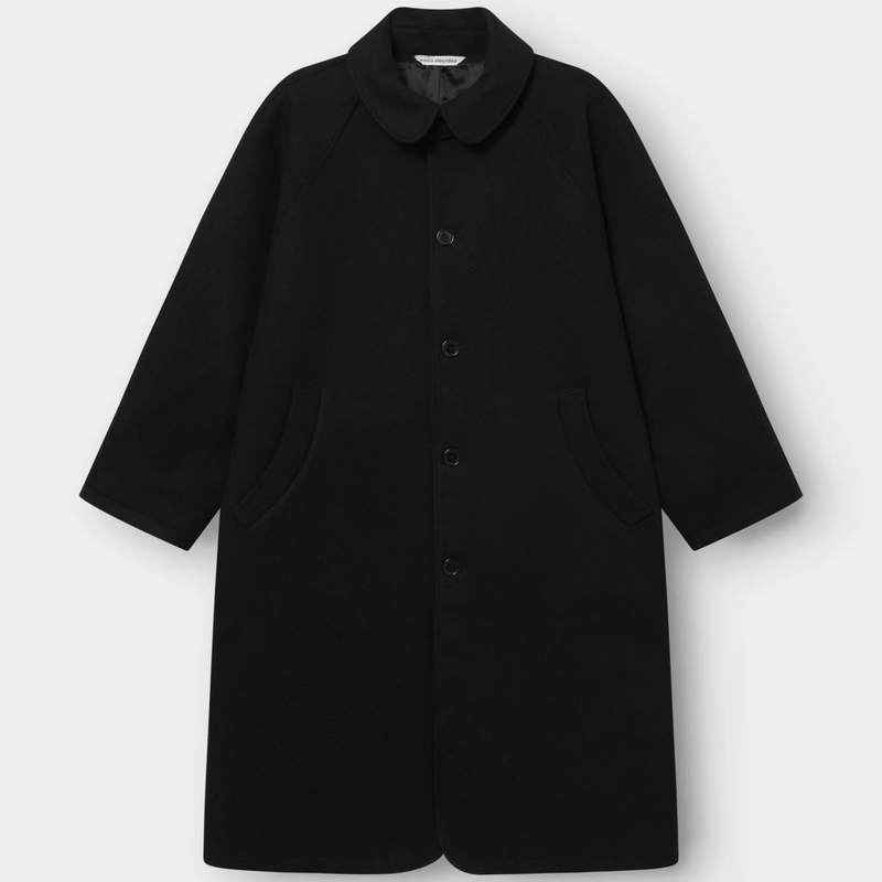 Détail Dase Coat Black Contrast – boutique homme Rennes – Aura Store