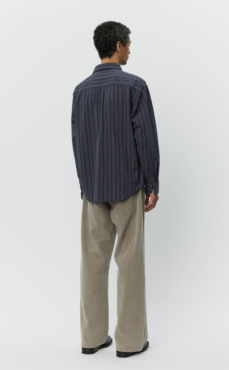 EXECUTIVE SHIRT - Dark Grey Double Stripe MFPEN - détail col et patte de boutonnage — photo 4