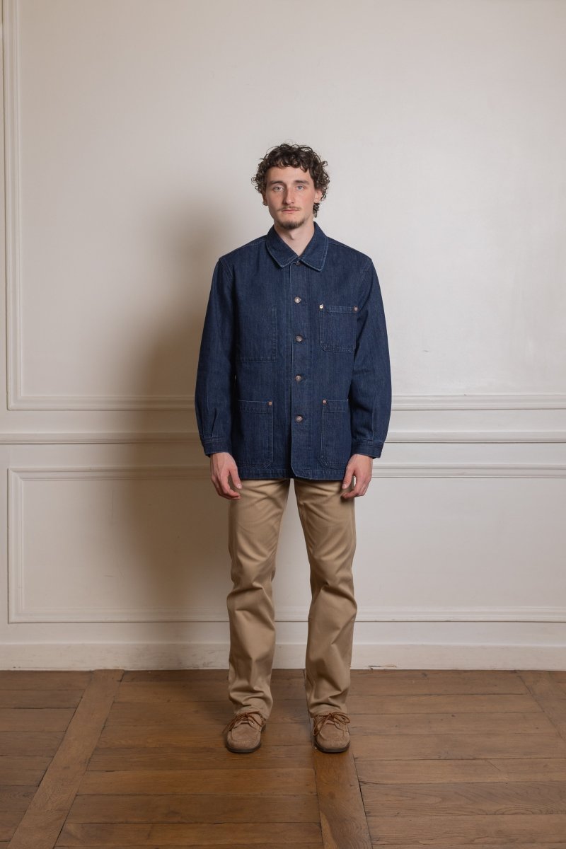 French Work Denim Jacket (Dark Blue) - Kamakura Shirt - vue de face portée