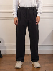Soft Back-brushed Pants - BLACK - Goldwin - vue de face portée