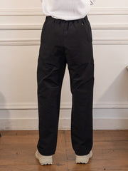 Soft Back-brushed Pants - BLACK - Goldwin - vue de dos portée