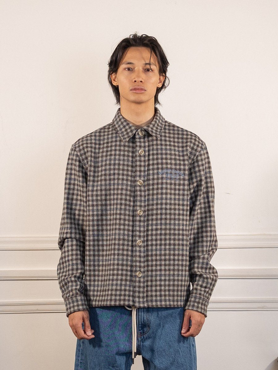 Hunter Checks Grey Shirt - Goodies Sportive - vue de face portée