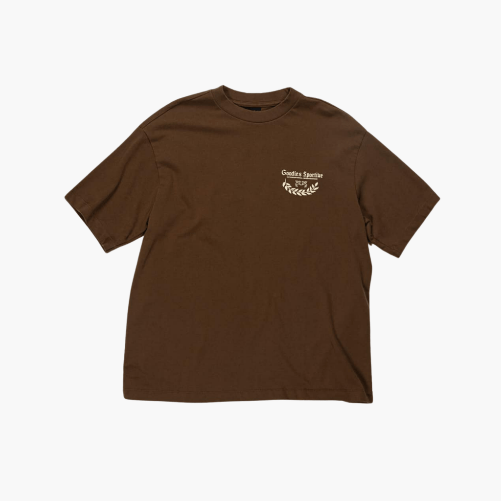 Goodies Sportives Caesar Brown Tee porté – t-shirt homme Rennes – Aura Store