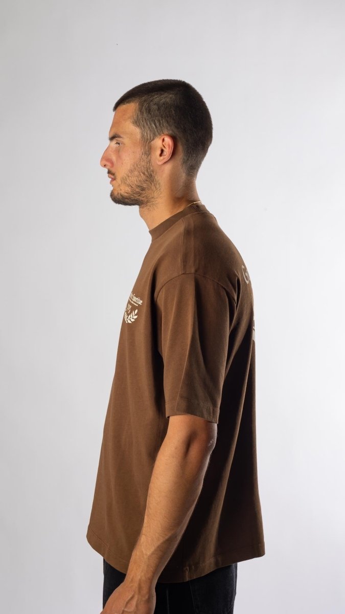 Goodies Sportive Caesar Brown Tee détail imprimé