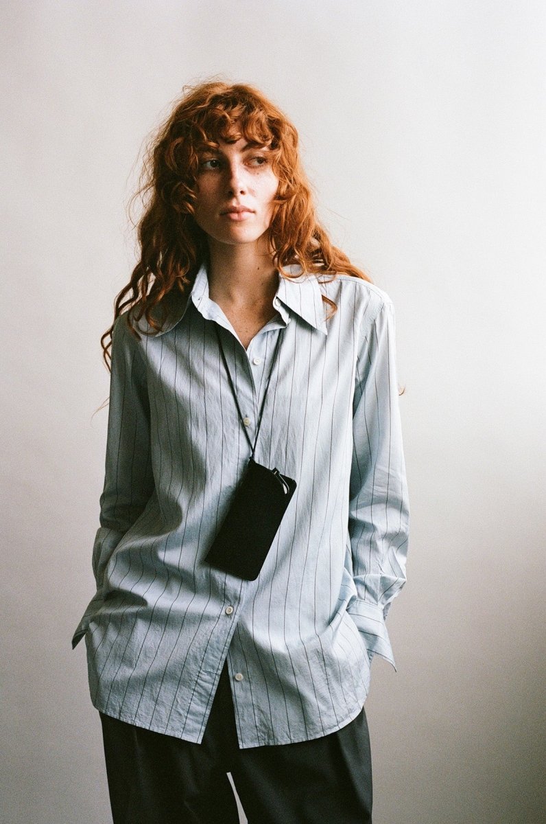 étui à lunettes tour de cou veau à double tannage noir Laperruque