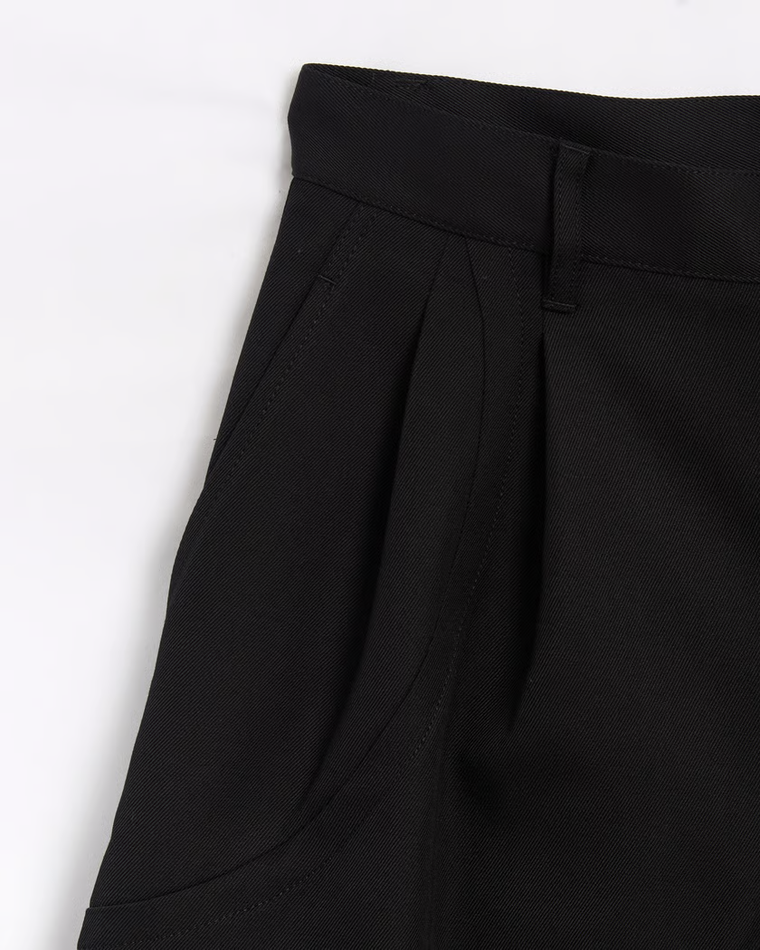 Men's Pleated Shorts COMME DES GARÇONS shirt
