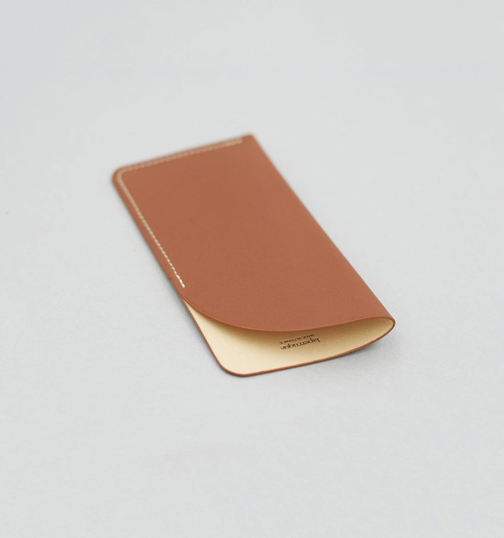 GLASSES POUCH GOLD LAPERRUQUE - détail cuir