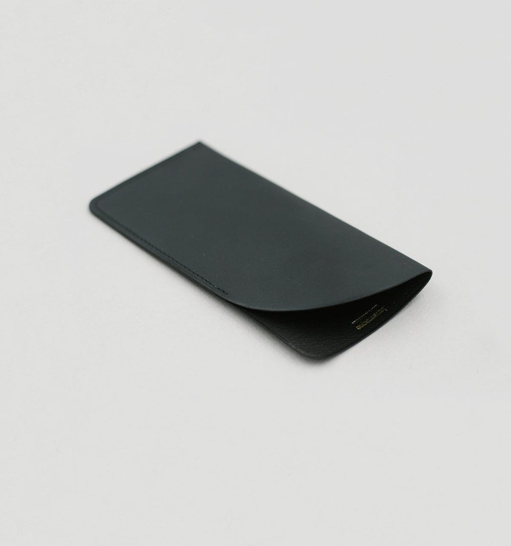 GLASSES POUCH BLACK LAPERRUQUE - détail cuir