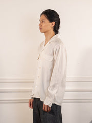 Open Collar Tencel Shirt Off-White - Kamakura Shirts - vue de profil portée