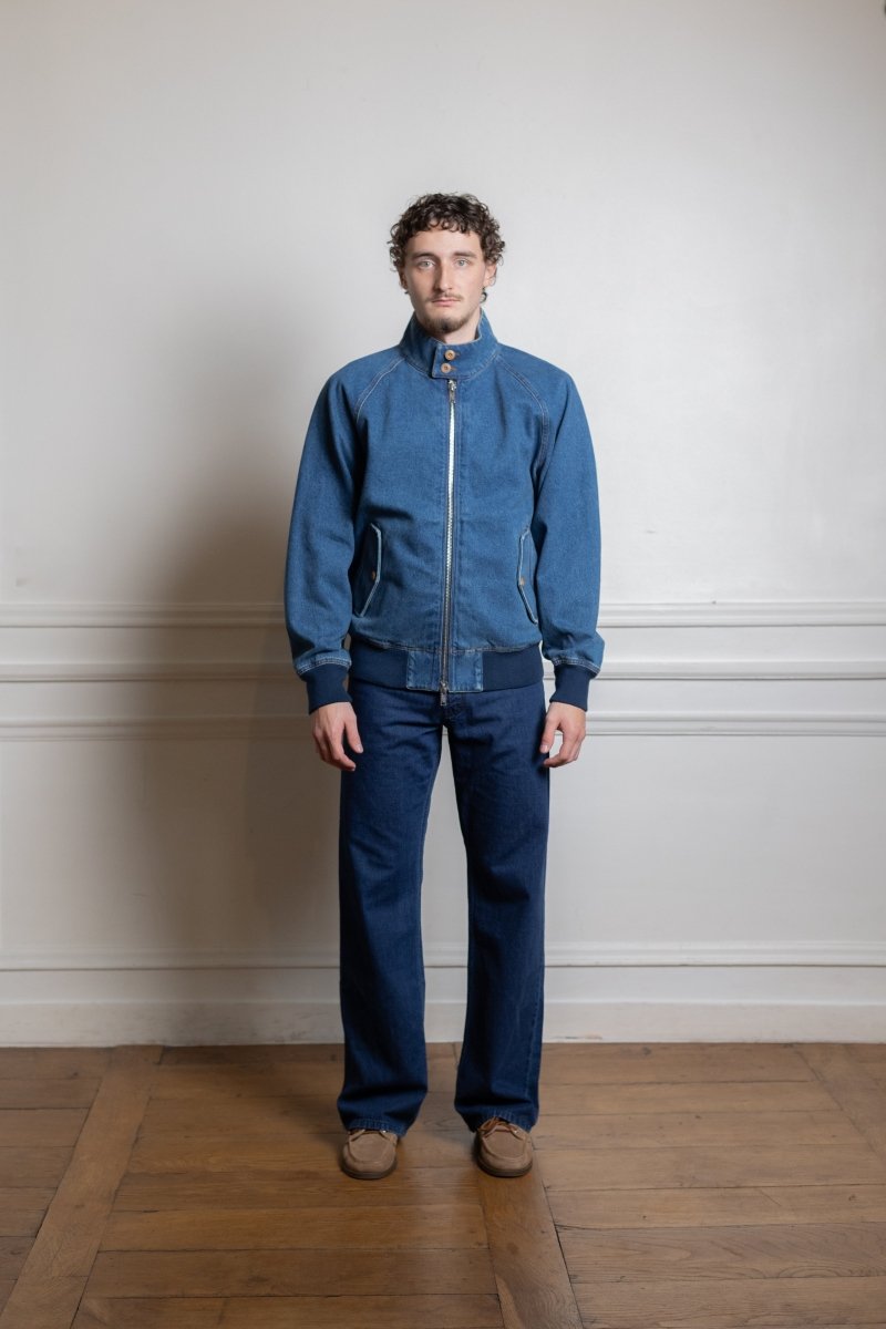 mannequin portant baracuta denim g9 harrington light wash denim heritage coton