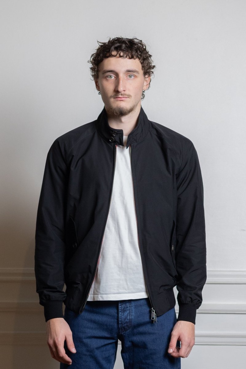 mannequin portant baracuta g9 harrington jacket black baracuta cloth coupe classique 2