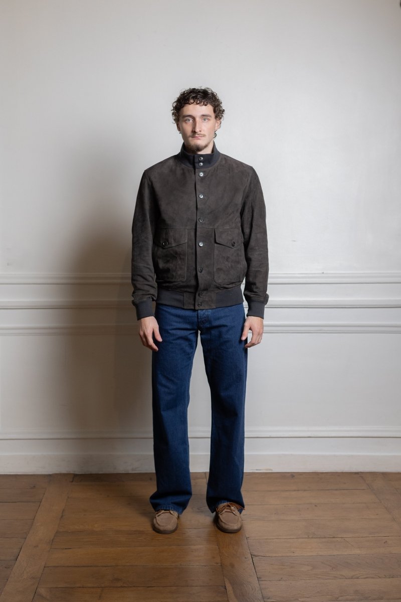 mannequin portant baracuta suede blouson december sky daim pleine fleur col dog ear