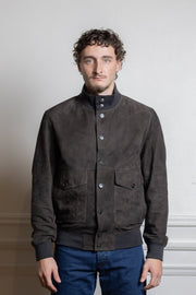 mannequin portant baracuta suede blouson december sky daim pleine fleur col dog ear 2