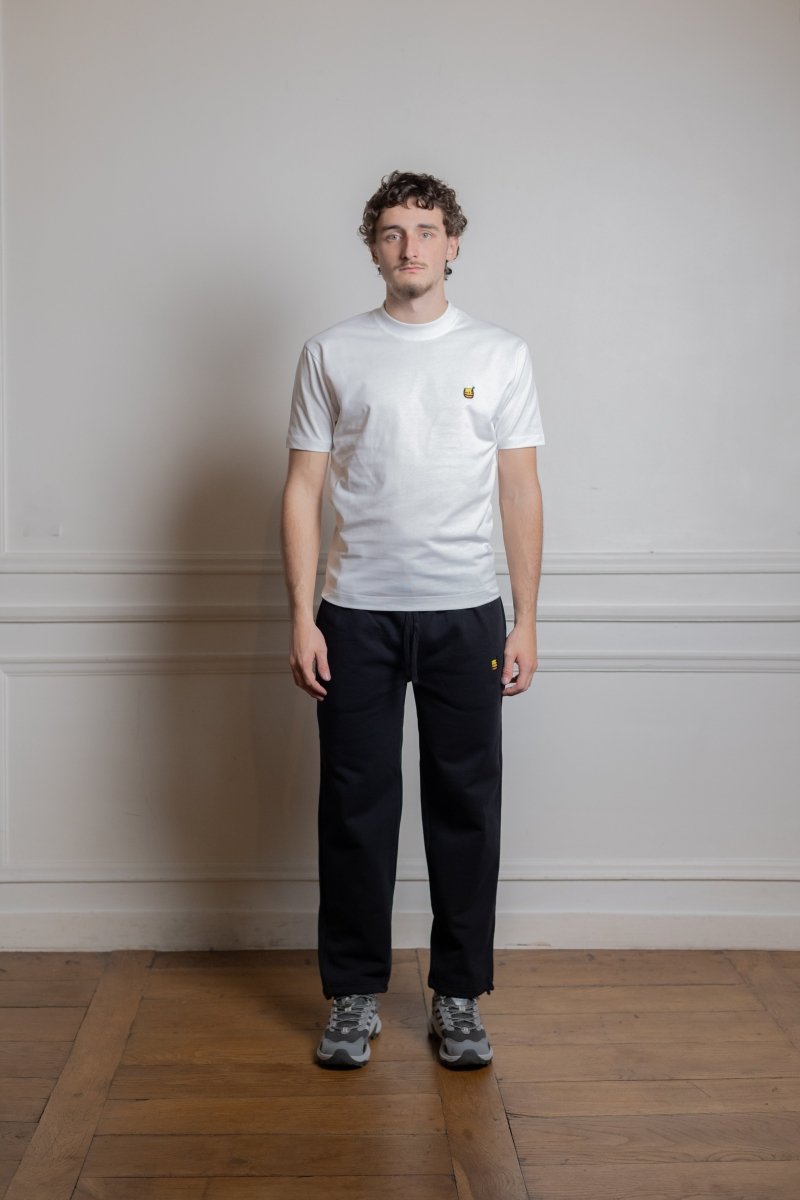 mannequin portant hdv t-shirt pot de miel blanc coton biologique 250g coupe regular