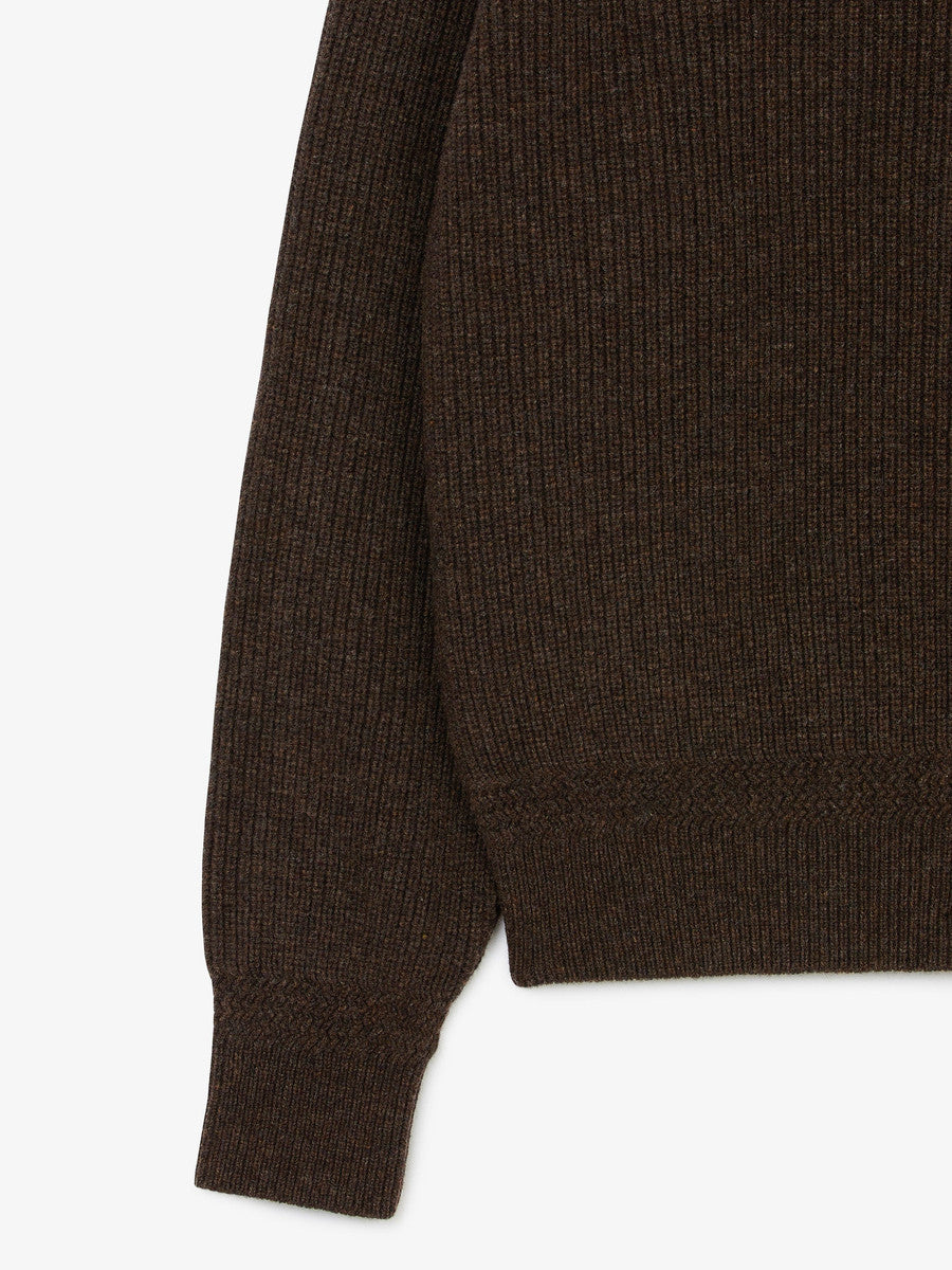 Museum Garments Deck Sweater marron en laine d'agneau mérinos - détail 3