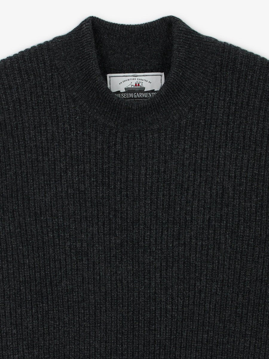 Museum Garments Deck Sweater charcoal en laine d'agneau mérinos - détail 1