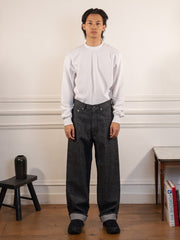 Selvage Denim Pants - Black - nanamica - vue portée en pied