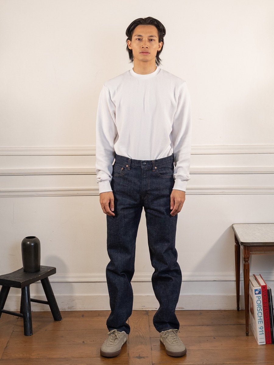 Selvage Denim Straight Pants - Indigo - nanamica - vue portée en pied
