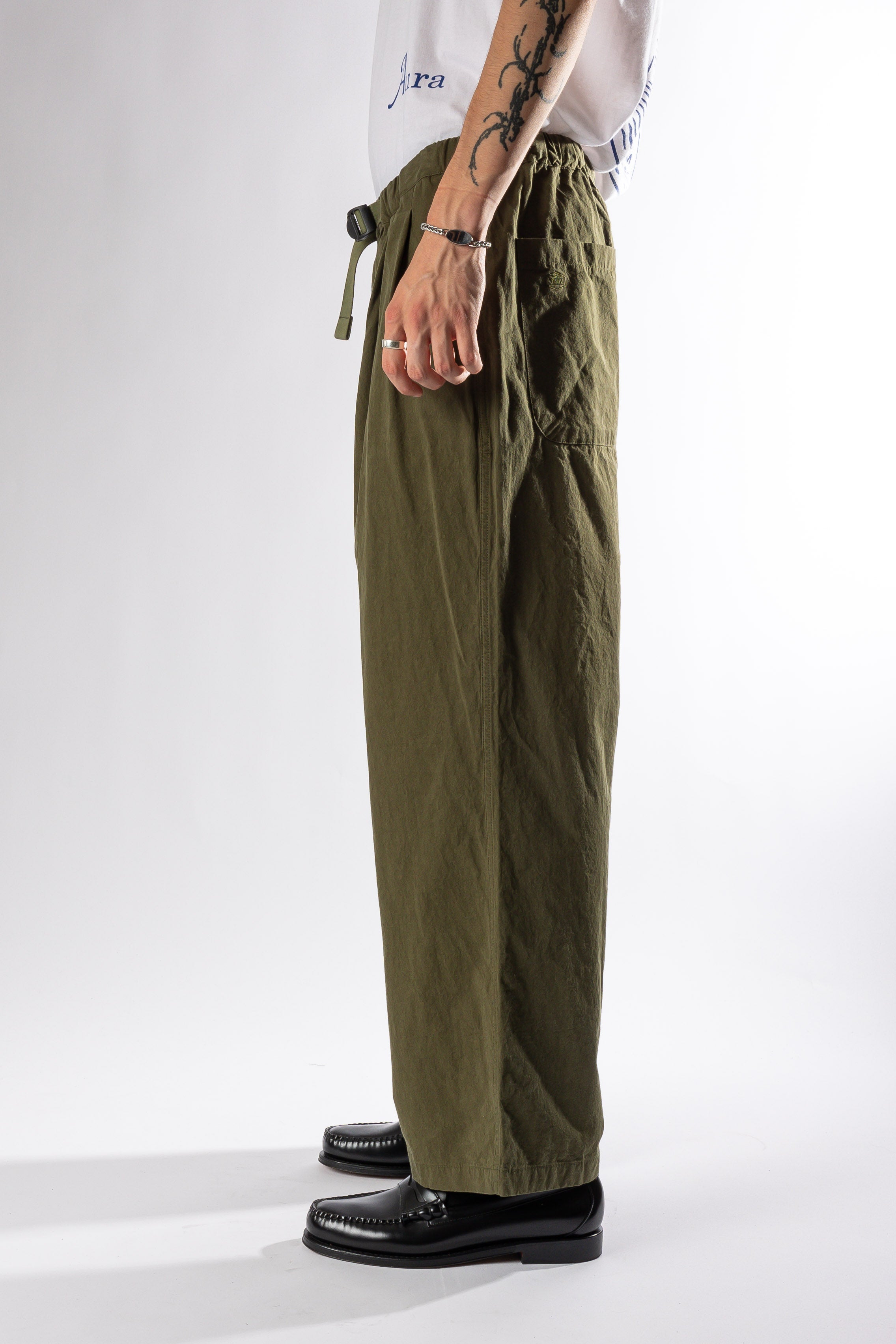 TWO TUCK WIDE PANTS KHAKI Kappy