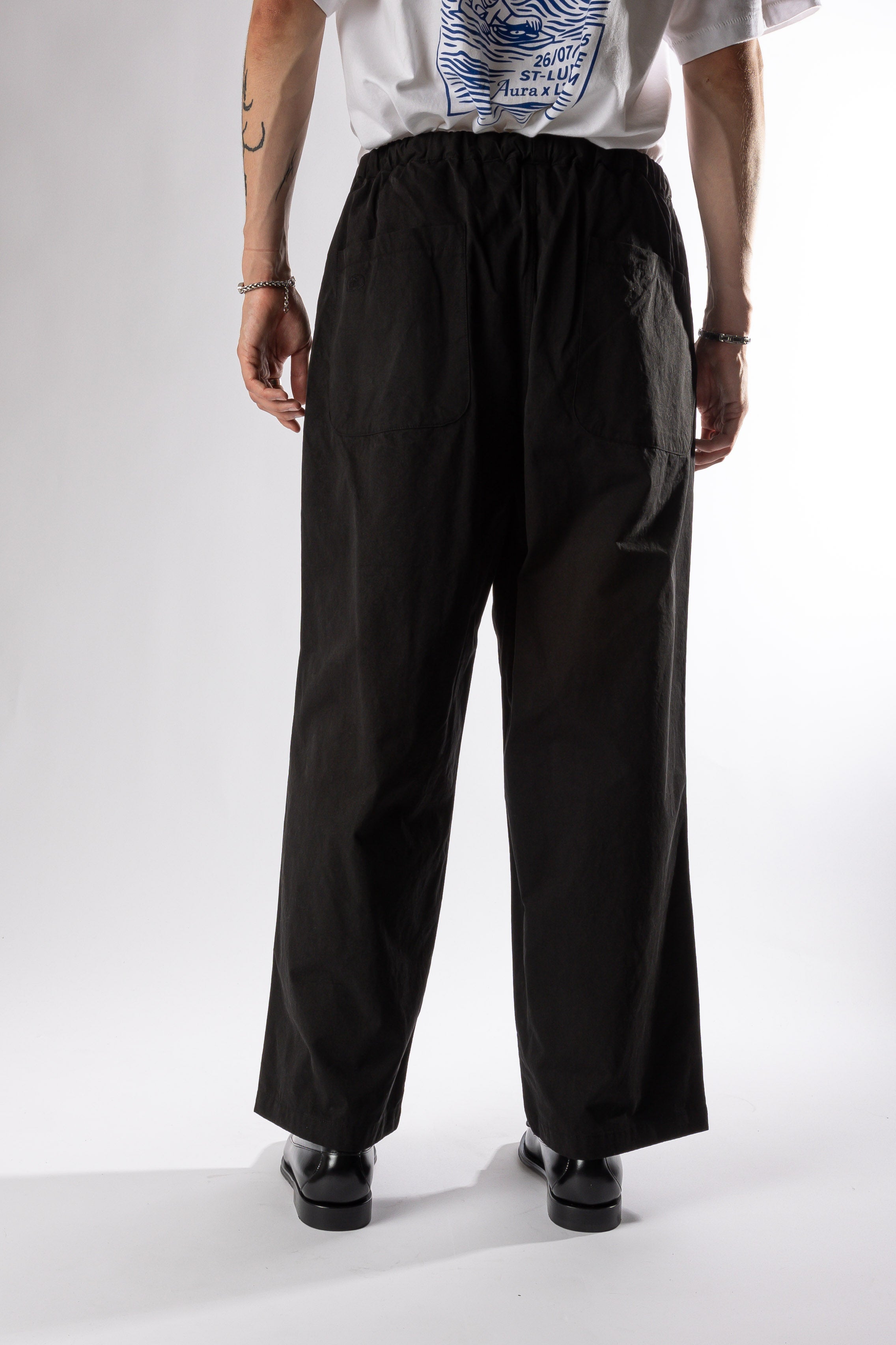 TWO TUCK WIDE PANTS BLACK Kappy