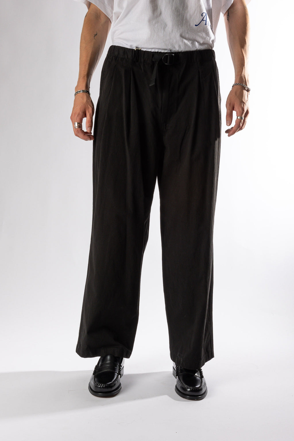 TWO TUCK WIDE PANTS BLACK Kappy