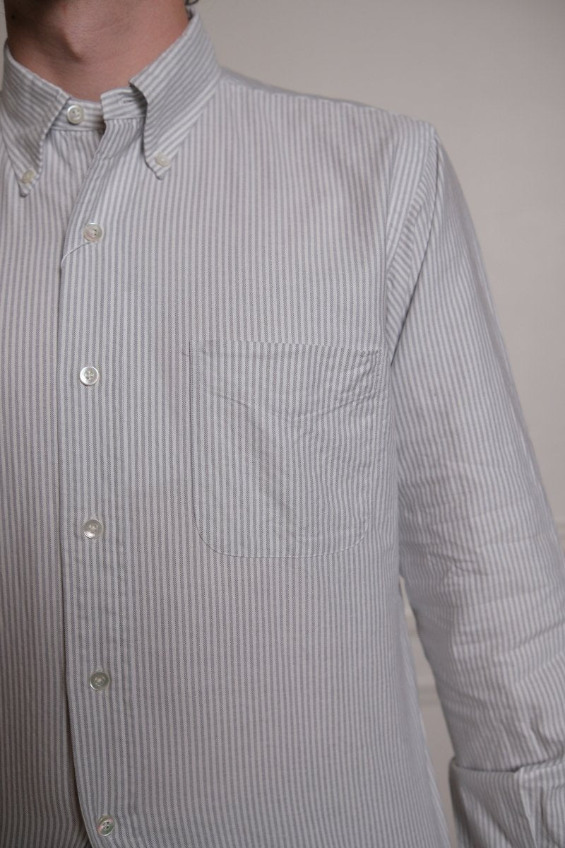 Vintage Ivy University ST Gray - Kamakura Shirt - détail boutons nacre