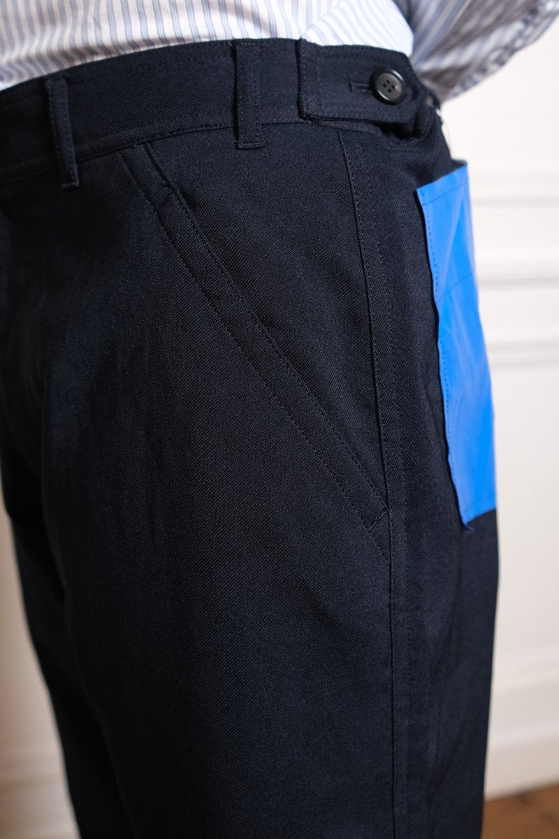 Men's Tapered Leg Trousers NAVY COMME DES GARÇONS SHIRT - détail coutures