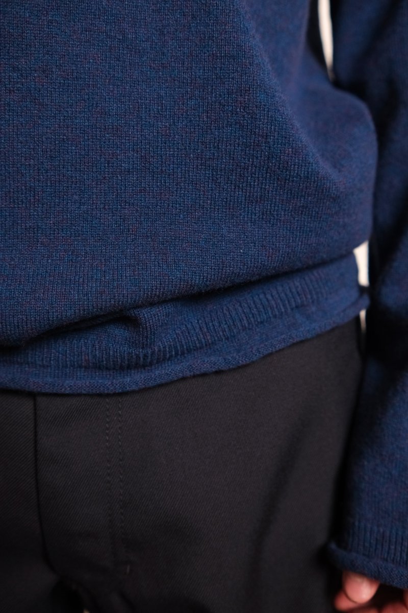 Men’s Rolled Hem Sweater Navy COMME DES GARÇONS SHIRT - détail col — photo 4