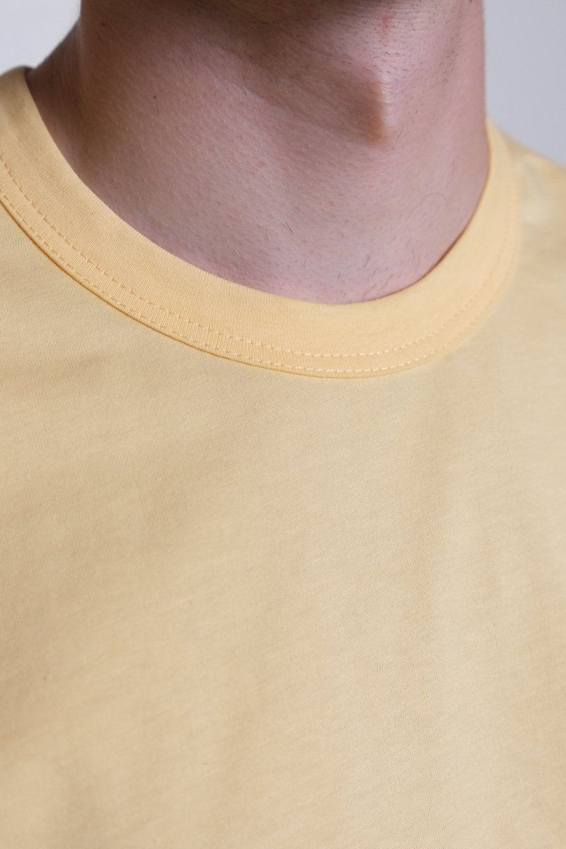 FQ-T001-S26 MENS T-SHIRT KNIT - PASTEL ORANGE COMME DES GARÇONS SHIRT - détail col — photo 4