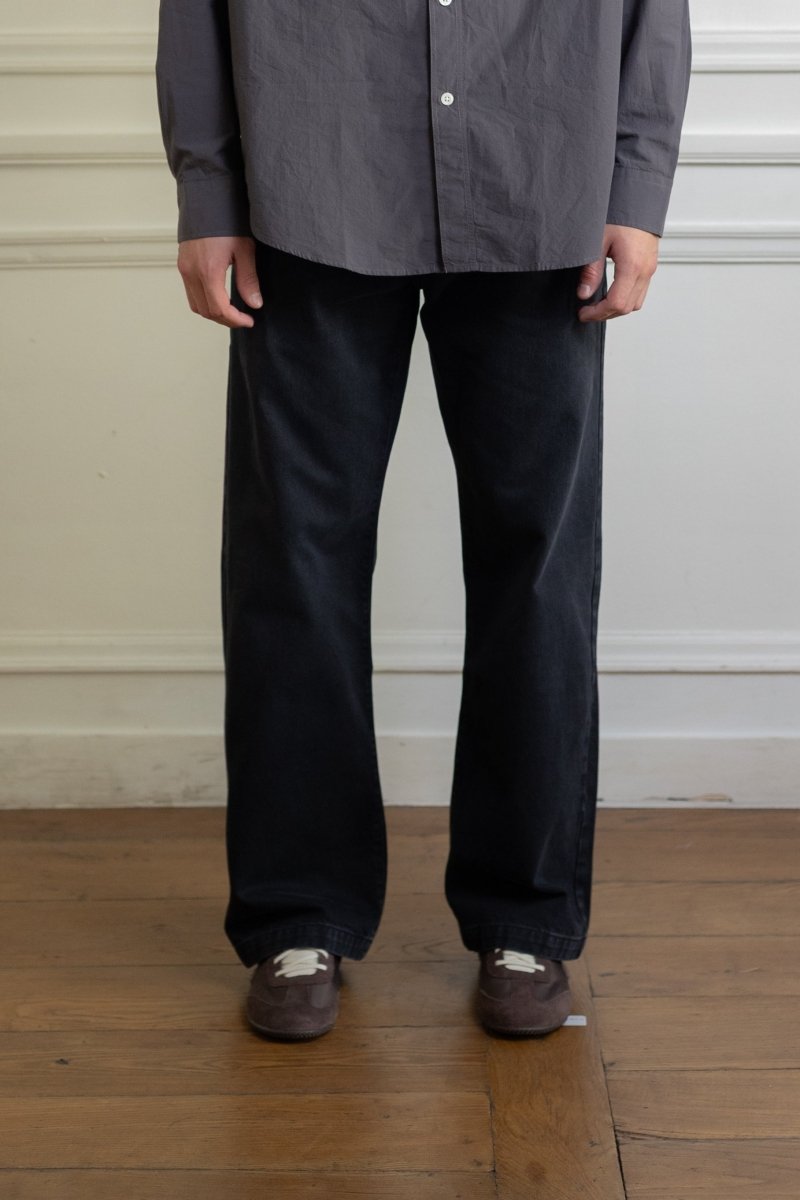 STRAIGHT CUT JEANS - Faded Black MFPEN