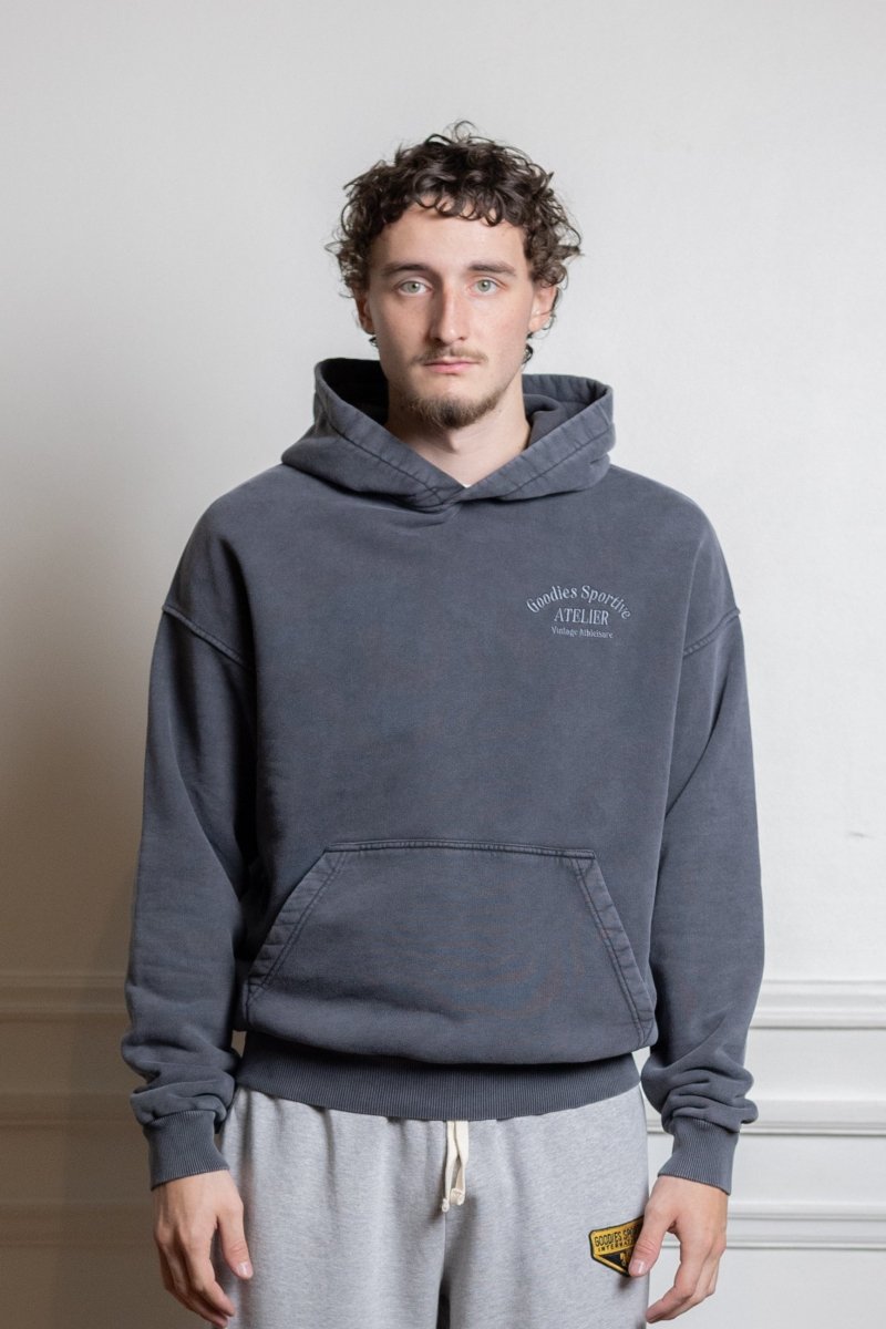 Goodies Sportive Premium Fadeout Hoodie Atelier porté de dos — photo 2