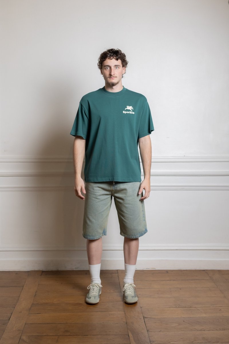 Goodies Sportive 290g Green Pegasus Tee porté de face