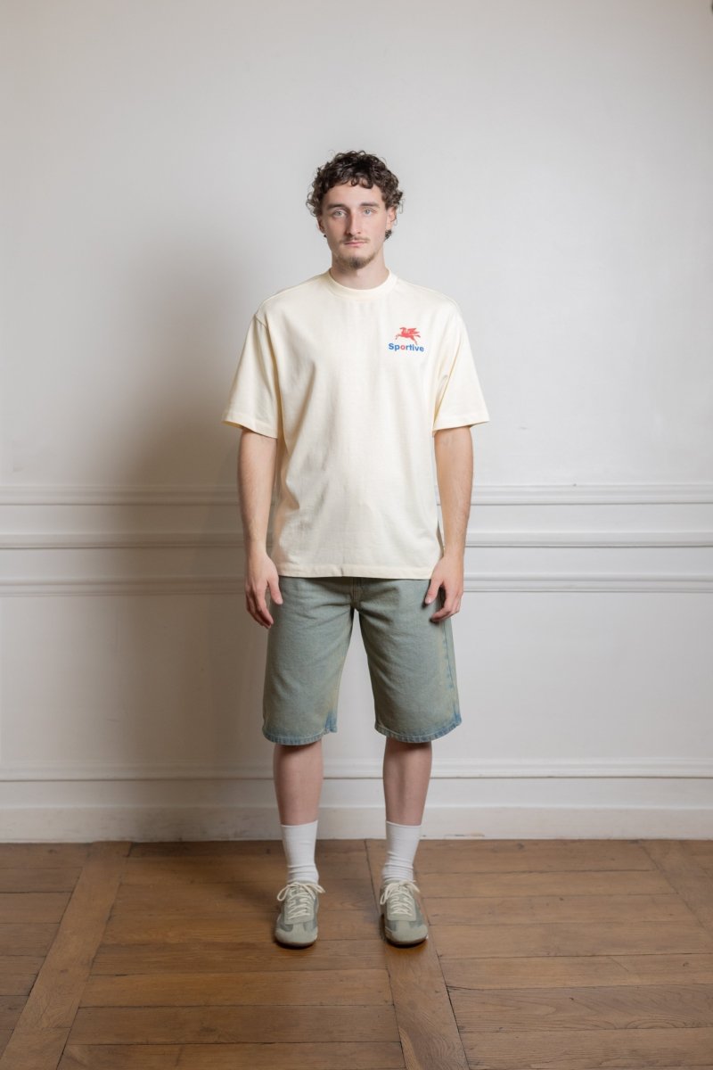 Goodies Sportive Pegasus Butter Tee porté de face