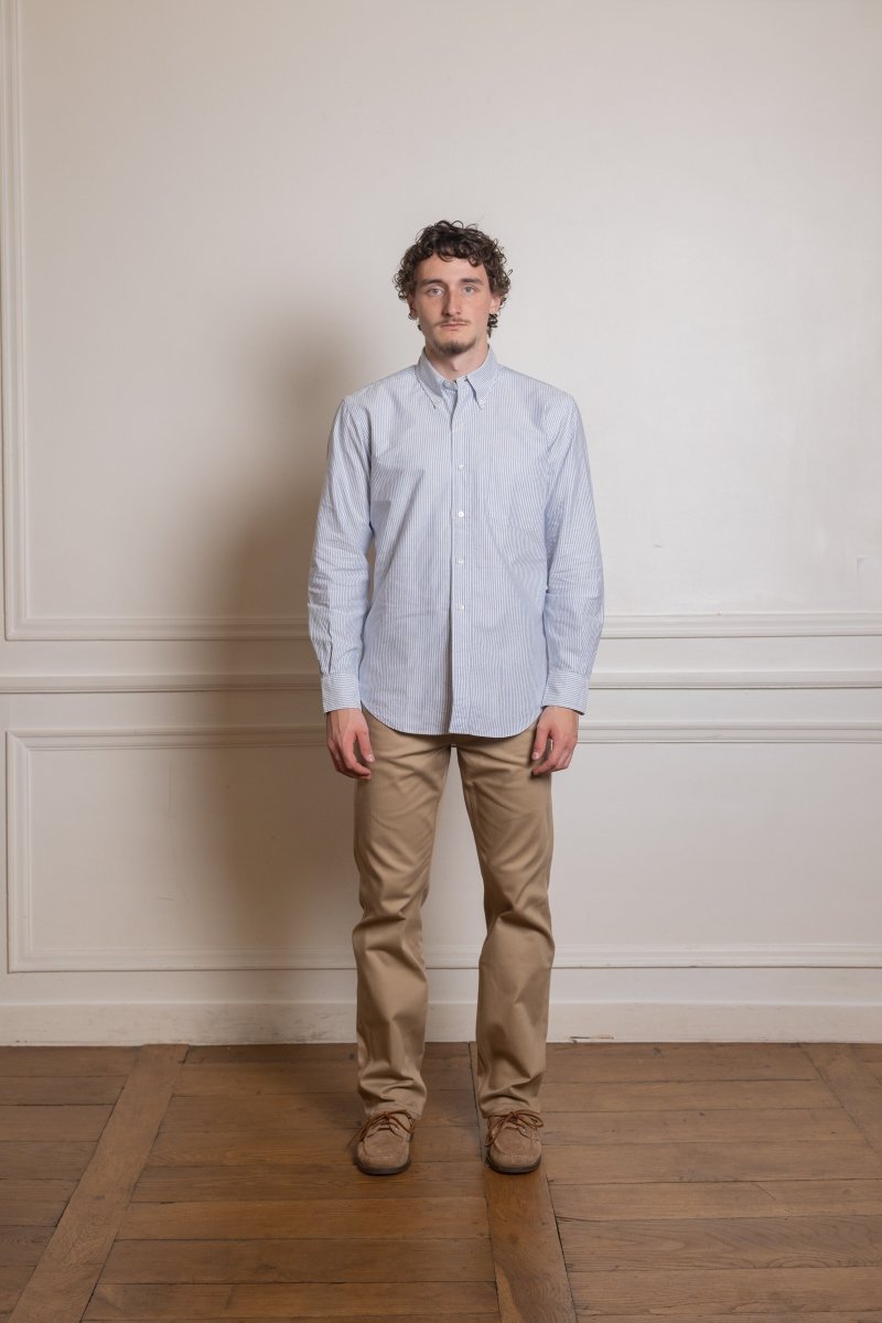 Vintage Ivy University Stripe Button Down Oxford Blue - Kamakura Shirt - vue de face portée