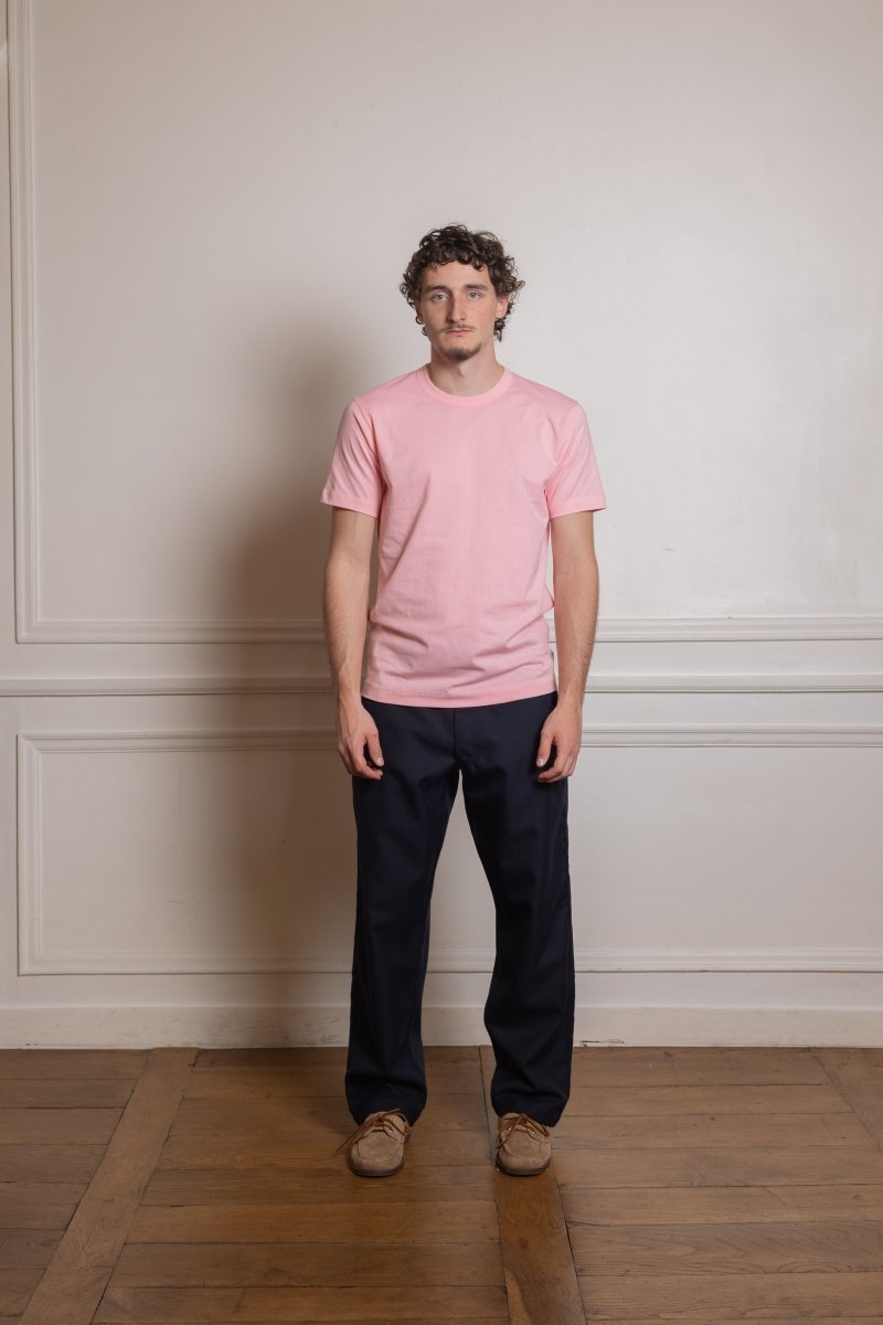 FQ-T001-S26 MENS T-SHIRT KNIT -  PASTEL PINK COMME DES GARÇONS SHIRT - vue de face portée — photo 1