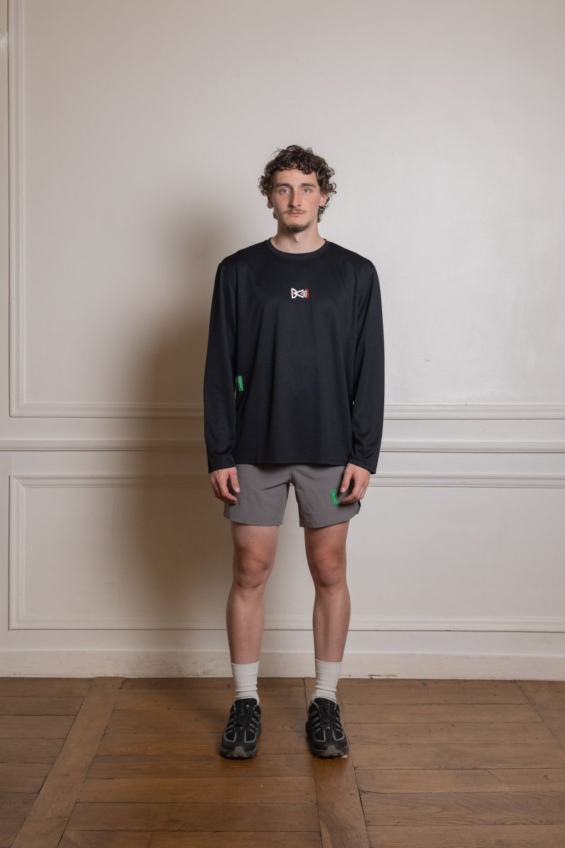 長袖ボクシーフィットトレーニングTシャツ - ブラック