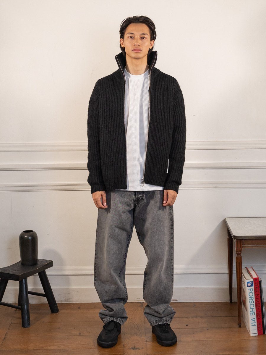 knitted full zip - black - Pop Trading Company - vue portée en pied