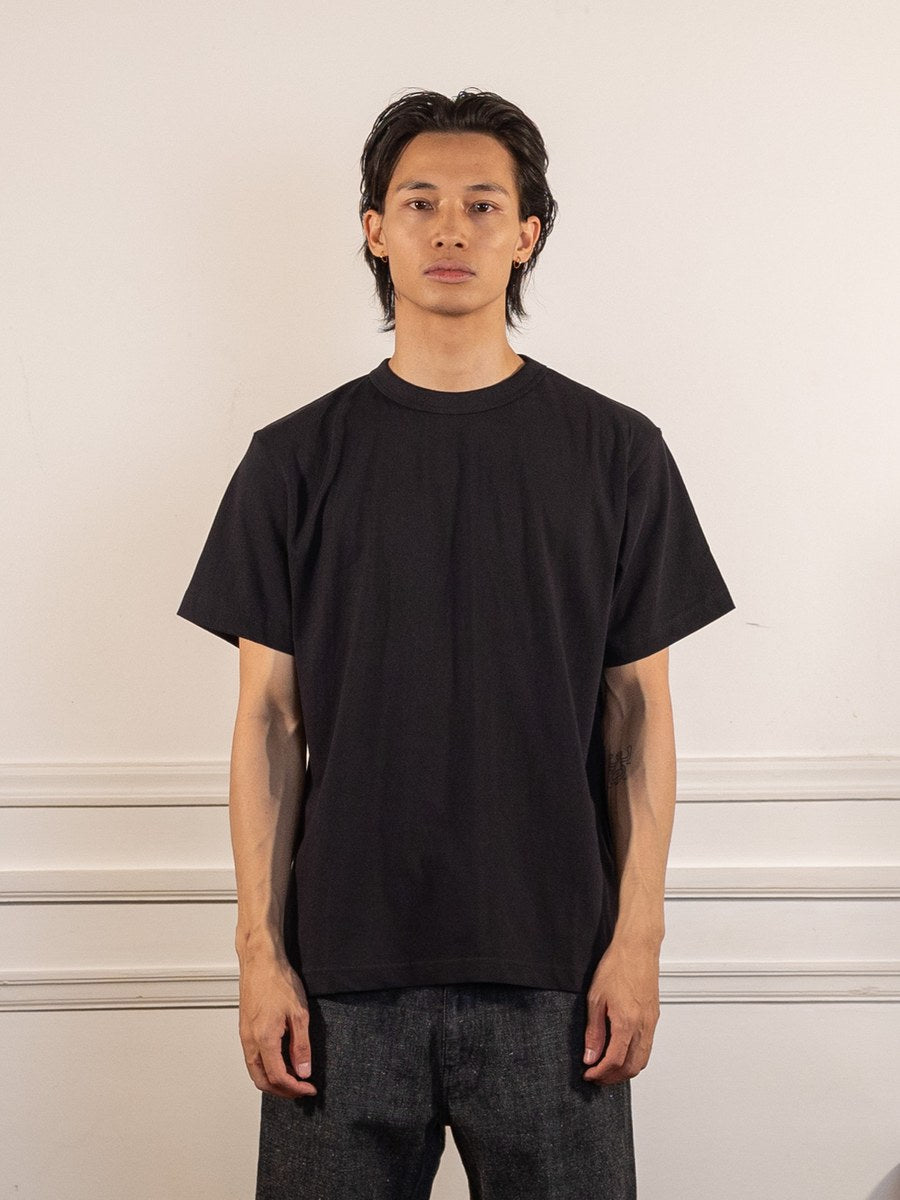 Archive T-Shirt - Black - Power Goods - vue de face portée
