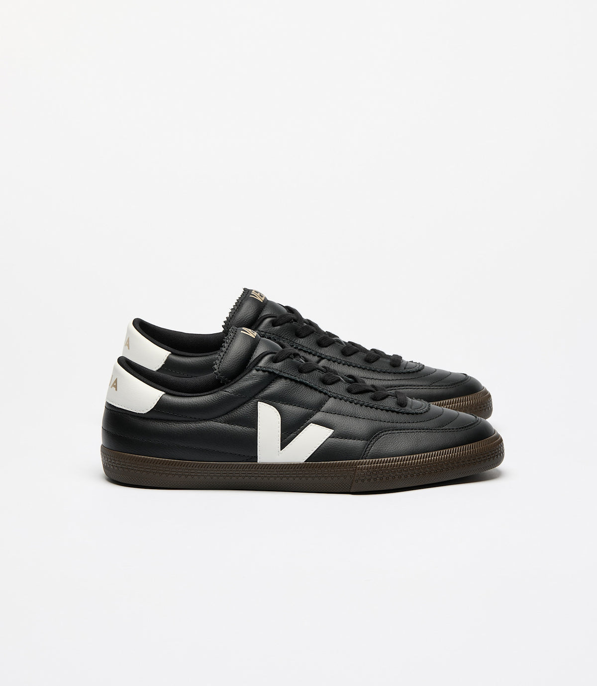 Sneaker Veja Panenka O.T. Leather Black White, vue de profil — photo 1