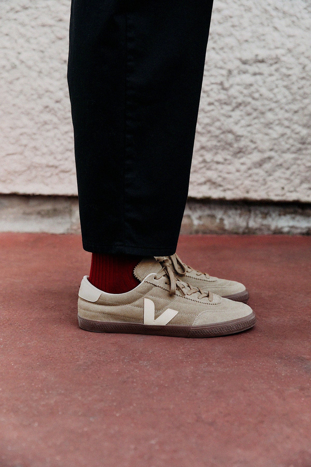 Veja Panenka Suede Taupe Pierre Bark, vue de dessus — photo 4